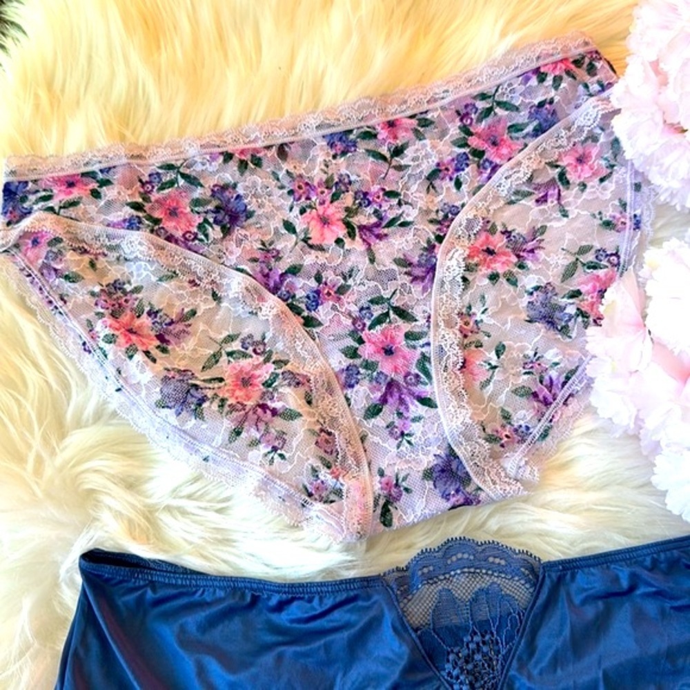 Victoria’s Secret Panties - Picture 6 of 11